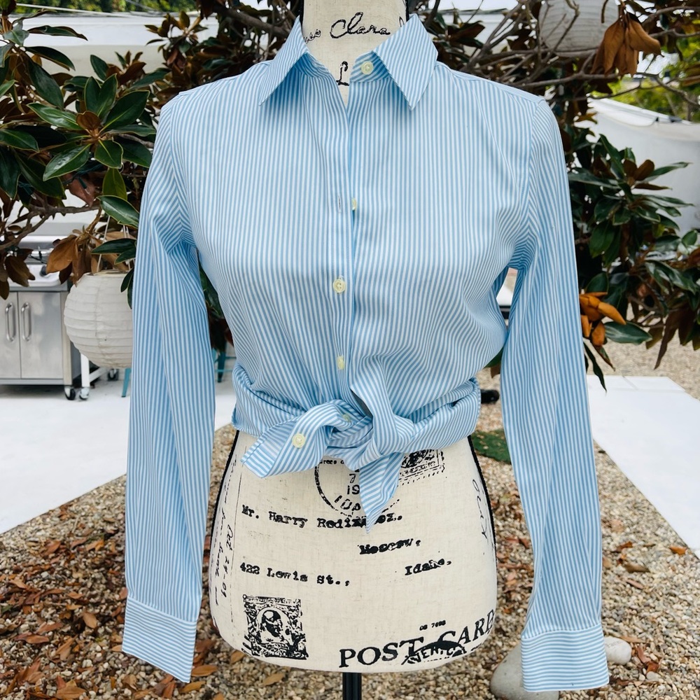 NEW WITH TAGS Banana Republic Gorgeous Women's Non-Iron Fitted Button Up Shirt